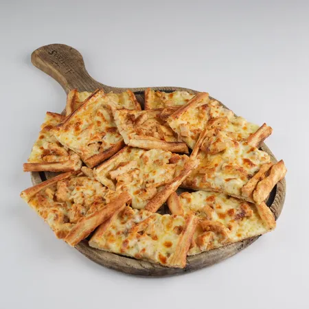 Tavuklu Kaşarlı Pide